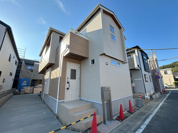 横浜1丁目 新築戸建3号棟 外観