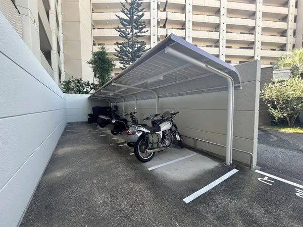 バイク置き場