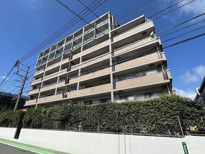 グランドパレス拾六町 外観