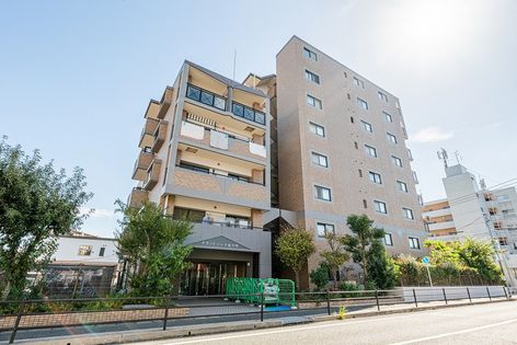 グランドパレス拾六町 外観