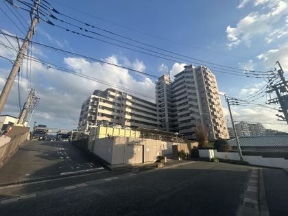 東栄ビバシテイ姪浜 外観