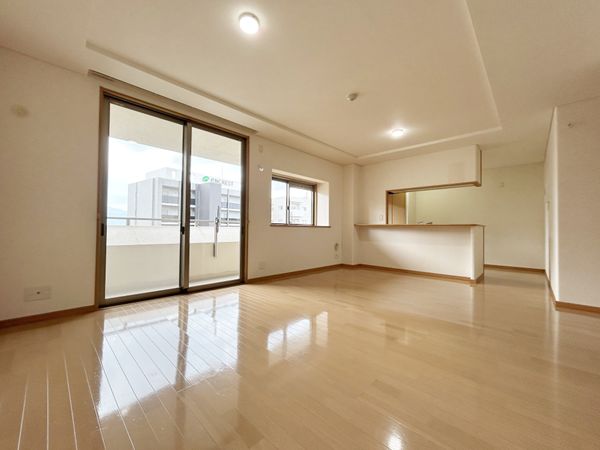 エンゼルハイム姪浜駅前 リビング