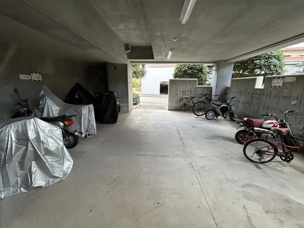 駐輪場・バイク置き場