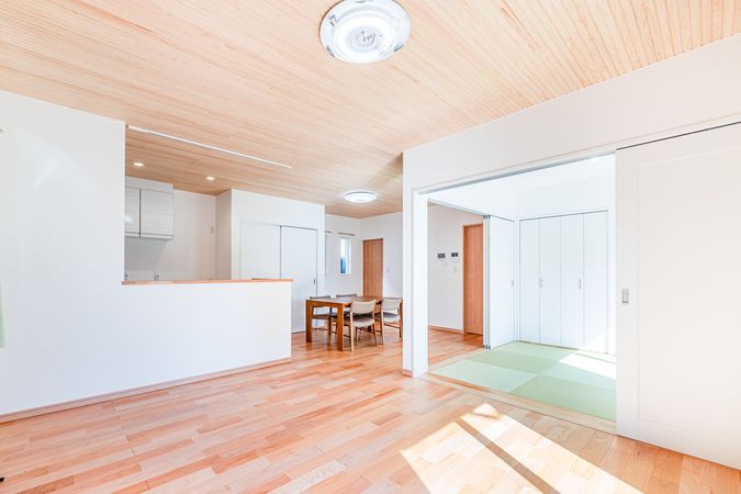 諸岡三丁目 戸建 リビング 諸岡三丁目 戸建 リビング