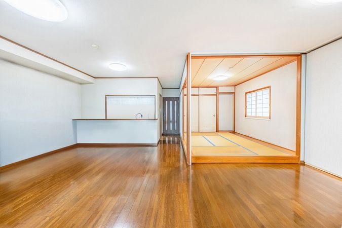 コアマンションルネス空港東 リビング コアマンションルネス空港東 リビング