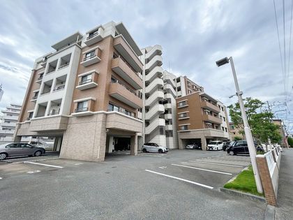 アーサー吉塚ビアンナ 外観