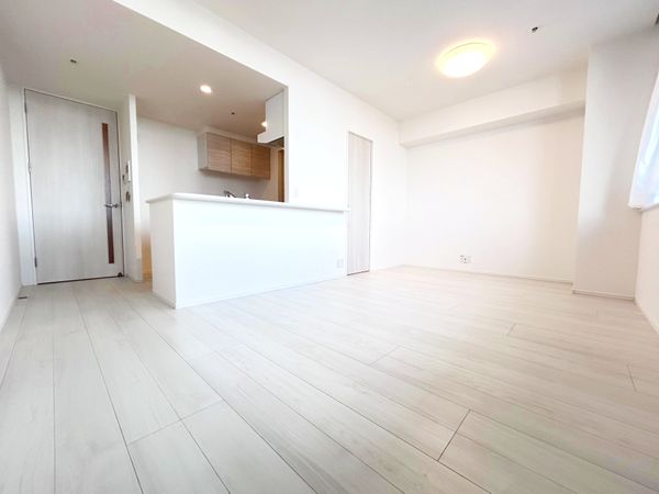 エンクレストベイサイド通り リビング エンクレストベイサイド通り リビング