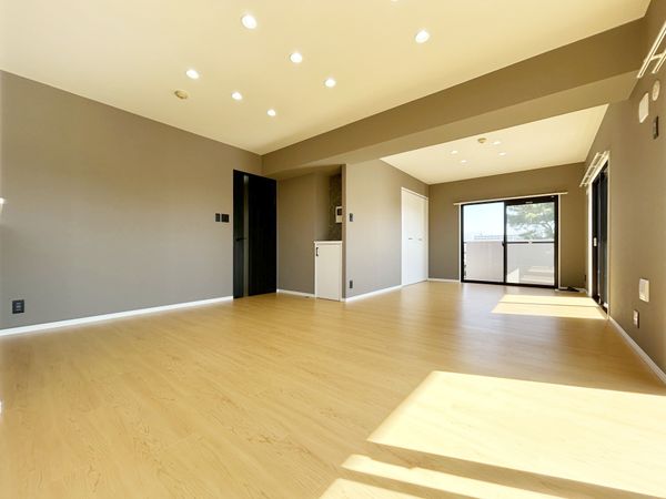 アンピール松島 リビング