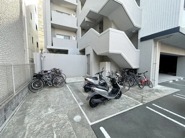 駐輪場・バイク置場