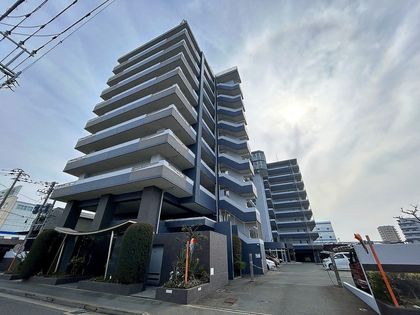 アンピール空港南 外観