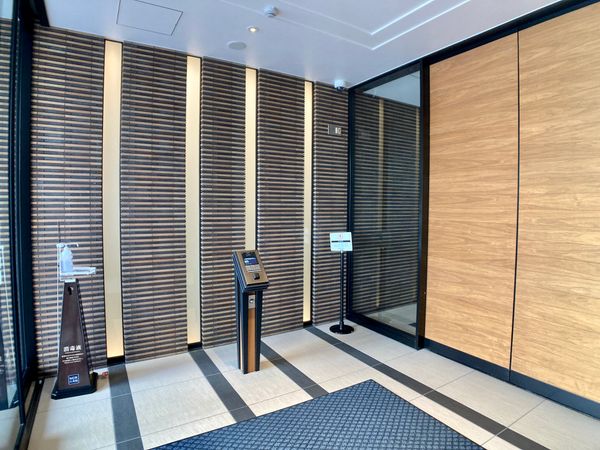 MJR六本松 エントランス