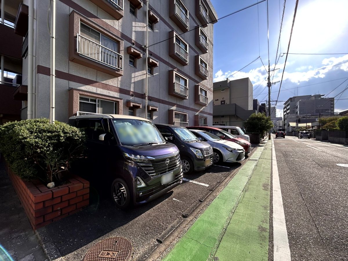 エメラルドマンション吉塚 駐車場 駐車場