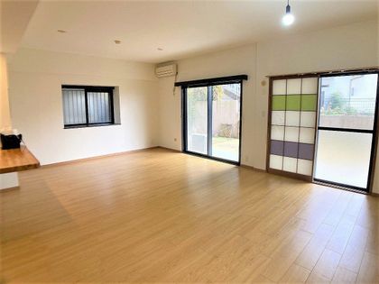 ロマネスクヴューコート植物園 リビング