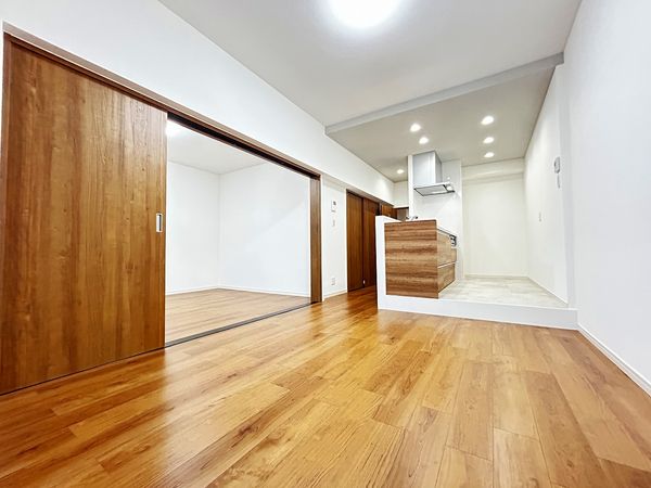 日商岩井南福岡マンション リビング 日商岩井南福岡マンション リビング