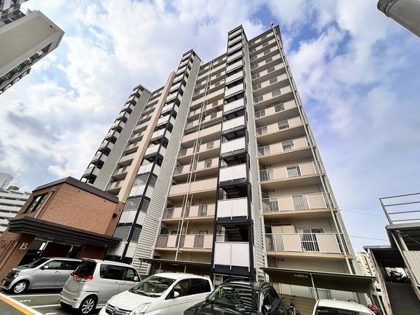 日商岩井リバーサイドマンシヨン B棟 外観