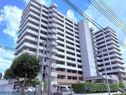 アンピール福岡東 外観