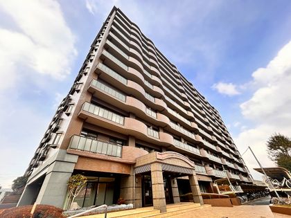 コアマンションルネス空港東 外観