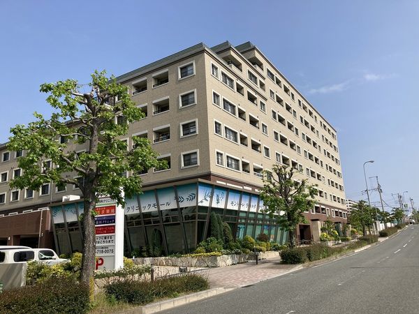 モントーレラコルタユニバ通り 外観