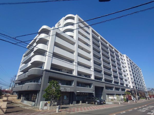 パティオ福岡東 West棟 外観 パティオ福岡東 West棟 外観