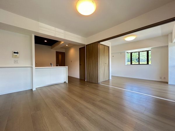 グランピアマンショングーテンハイツ空港南 リビング グランピアマンショングーテンハイツ空港南 リビング
