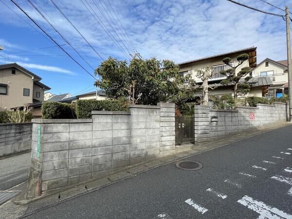 南区皿山一丁目 土地 前面道路含む外観