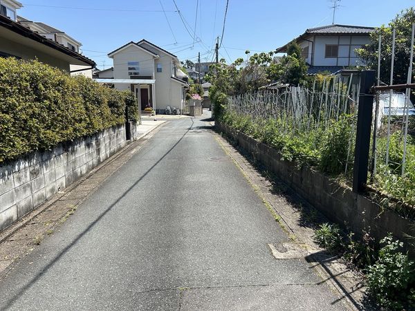 干隈1丁目土地 前面道路含む外観