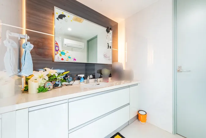 ※家具・調度品等は売買価格に含まれていません。