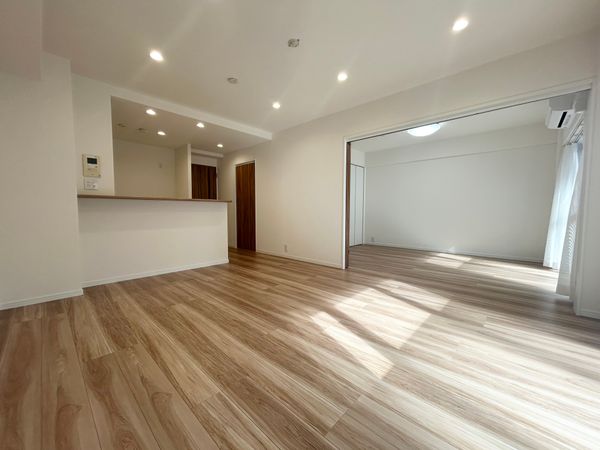 サンシティ鳥飼 リビング サンシティ鳥飼 リビング