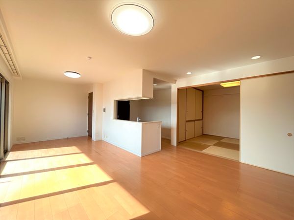 サーパス城南 リビング サーパス城南 リビング