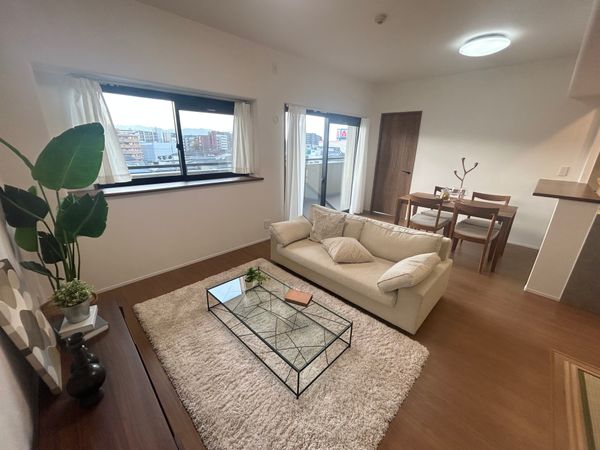 エンゼルブレッサ友泉亭 リビング エンゼルブレッサ友泉亭 リビング