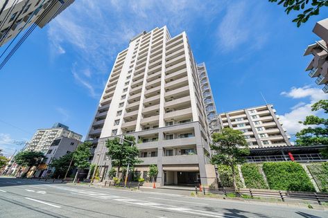 グランド・サンリヤン大濠公園タワー 外観