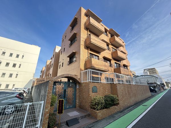 ロイヤルマンション浄水 外観