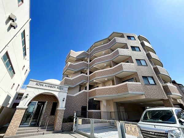 ロイヤルマンション別府六 外観