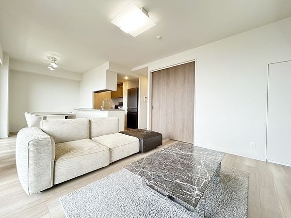 ザ・パークハウス桜坂サンリヤン リビング