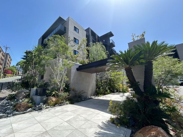 スタンスレジデンス植物園外苑ヒルズ 外観