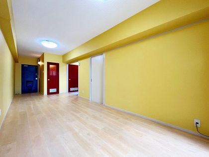 フラワーコーポ六本松 リビング