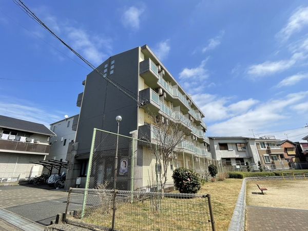 RTQ Park Ave. 外観