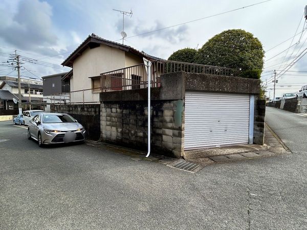 屋形原4丁目 土地 前面道路含む外観