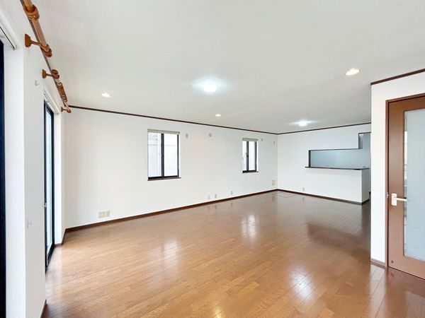 井尻5丁目 戸建 リビング 井尻5丁目 戸建 リビング