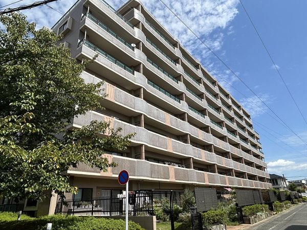 アルス長丘ウイングコート 外観
