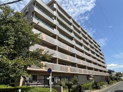 アルス長丘ウイングコート 外観