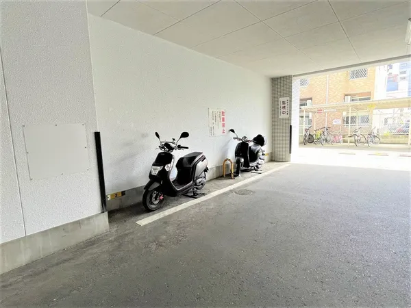 バイク置場付なのでバイクの好きな方にオススメ
