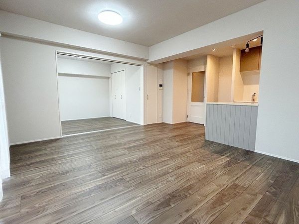 レークサイド野多目 西棟 リビング リビング