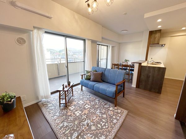 エバーライフパセオ博多南 センターコート リビング