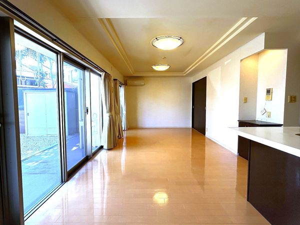 サングレート井尻駅前Ⅱ リビング