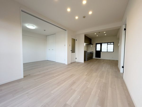 サングレート井尻駅前 リビング