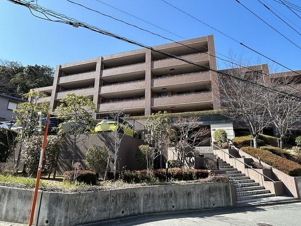 グランディア高宮ヒルズ 外観