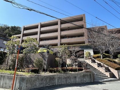 グランディア高宮ヒルズ 外観