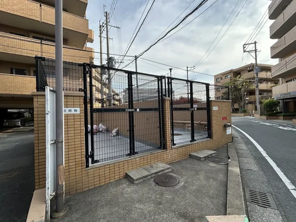 ゴミ置き場