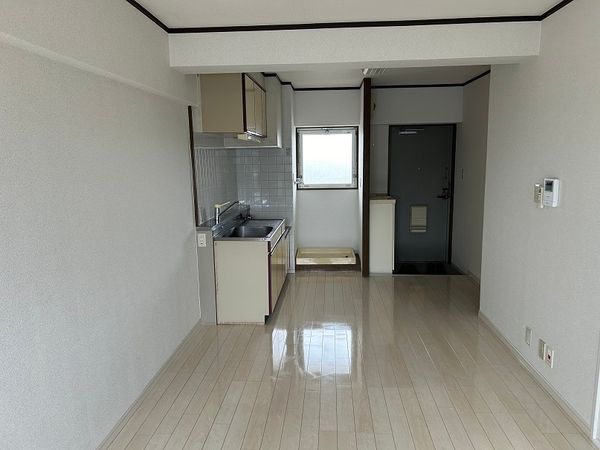 プレジデント島崎 リビング プレジデント島崎 リビング